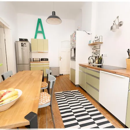 Διαμέρισμα Ruhiges Altbau-apartment In Bester Lage