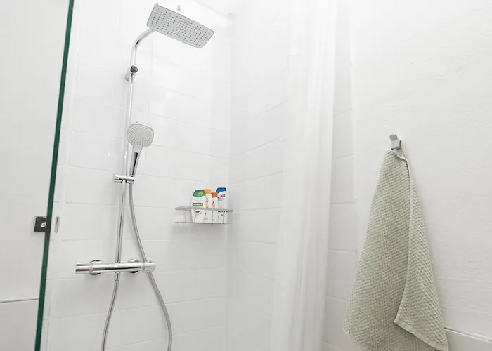 Διαμέρισμα Ruhiges Altbau-apartment In Bester Lage Κολωνία